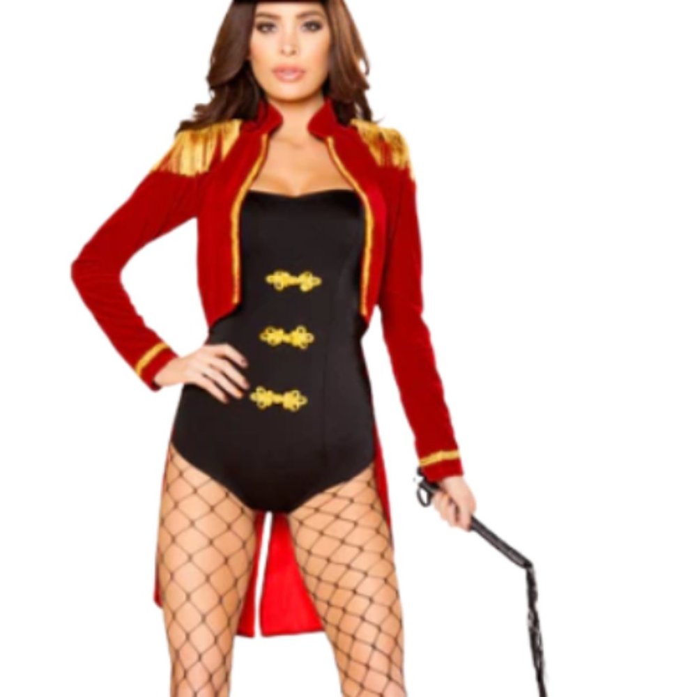 Roma Sassy Ring Leader Costume Size Medium! Jacket, bodysuit, and whip only ❤️